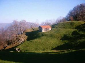 Xtrallusion photo gallery of Italy. Photos, pictures, images and photographs of the Italian Rivieras, the Italian Lakes, the Italian Alps, the Cinque Terre, the Amalfi coast and some of the most beautiful corners of Italy. Plus photos of Italian cities such as Pisa, Milan, Genoa and Rome.